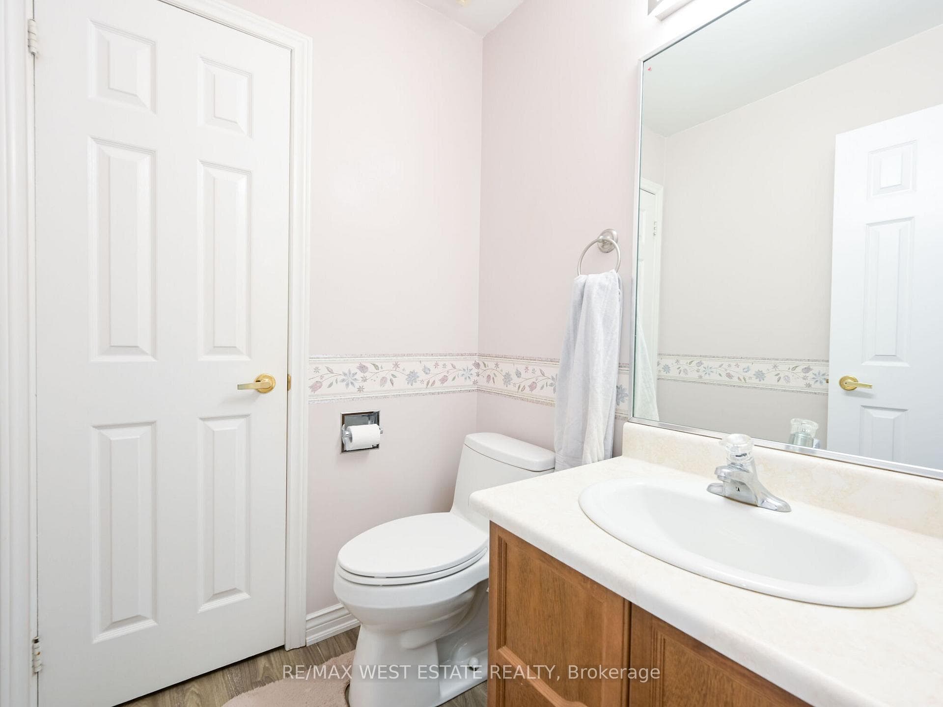 6 Park Lane photo 9