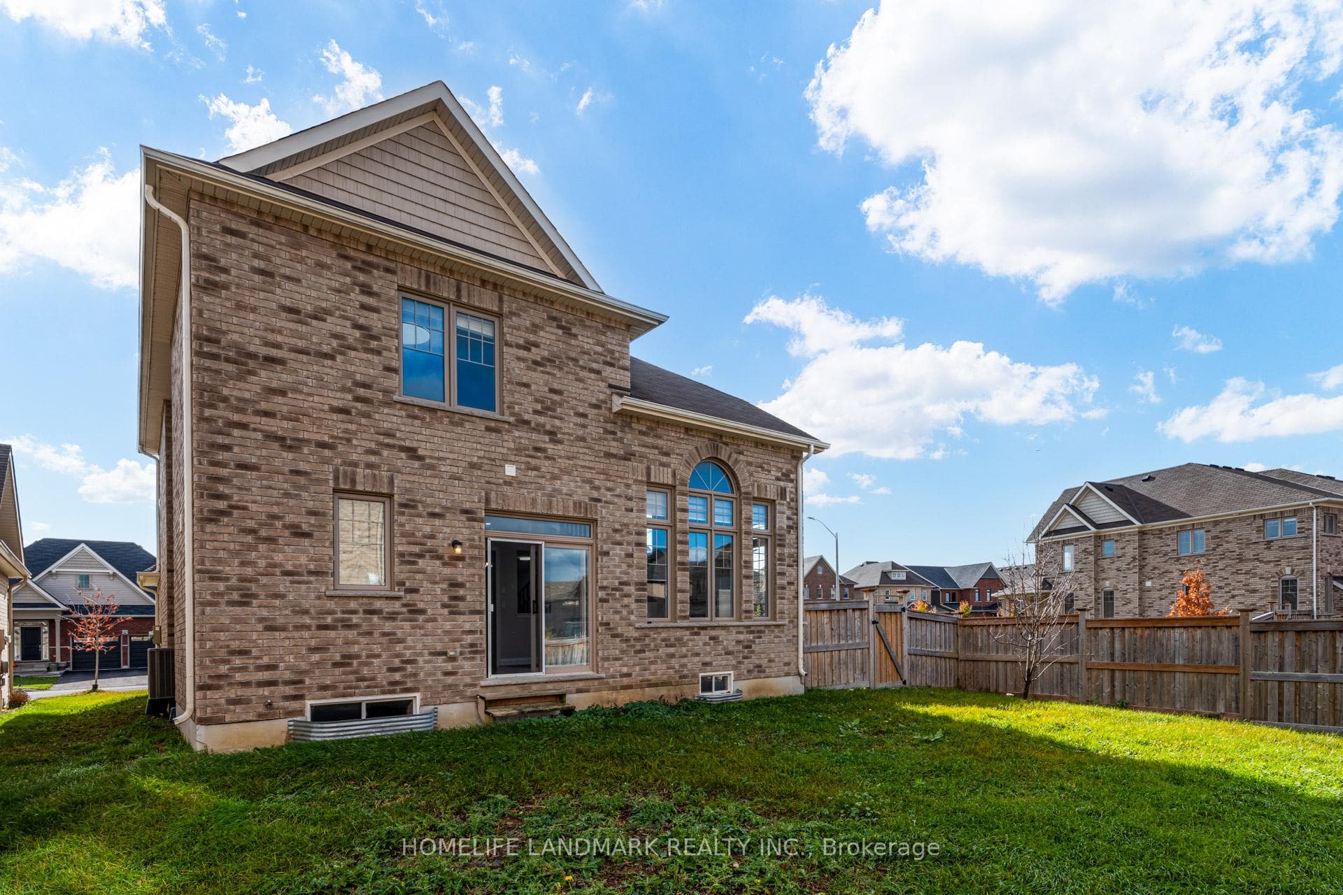 174 William Fair Drive photo 34