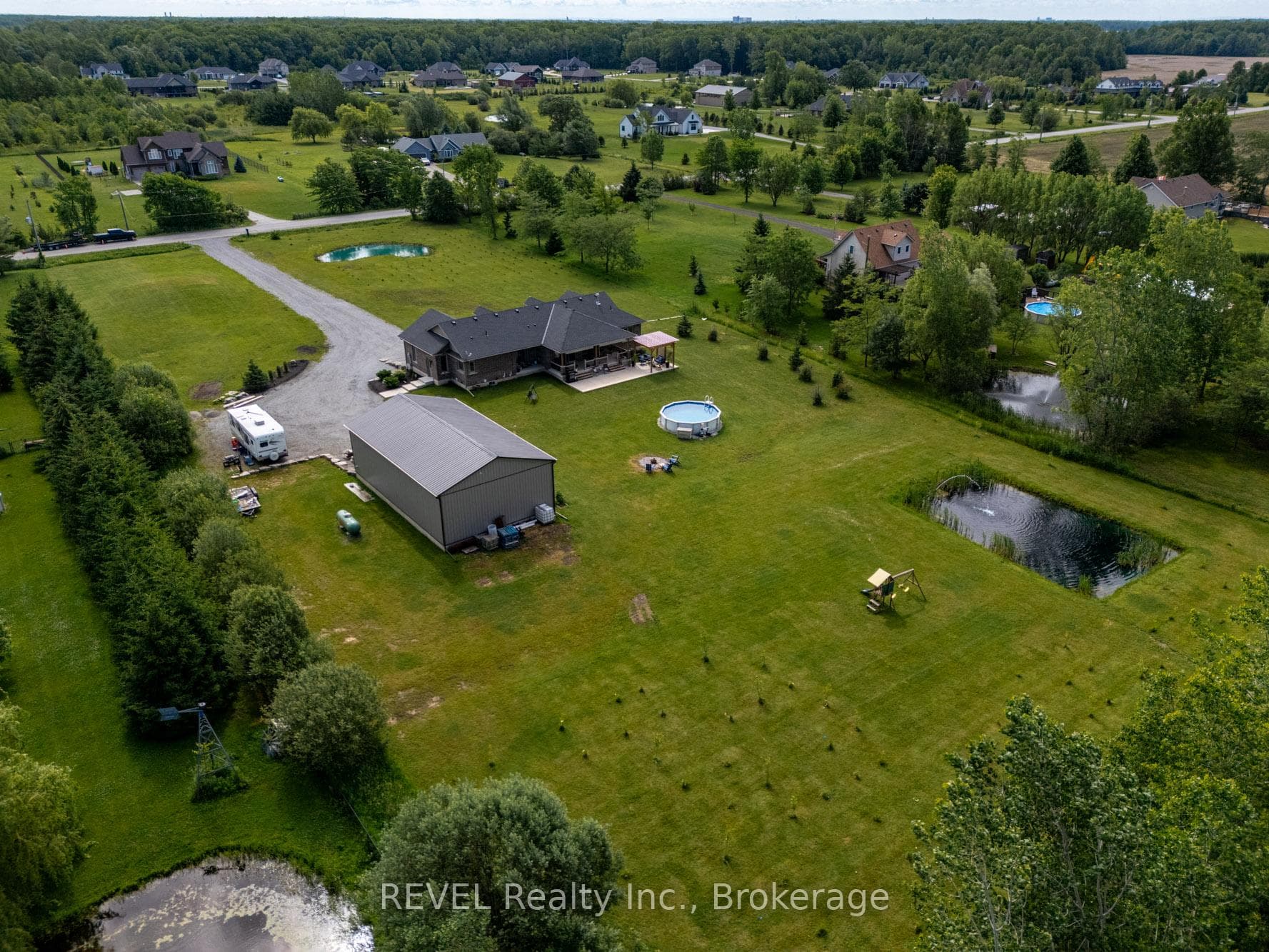 51086 Deeks Road photo 47