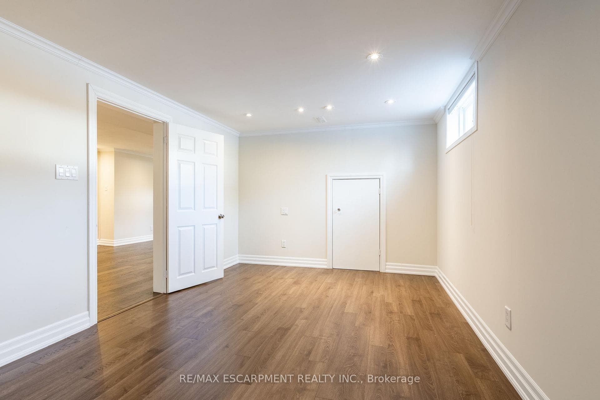 5247 SPRUCE Avenue photo 27