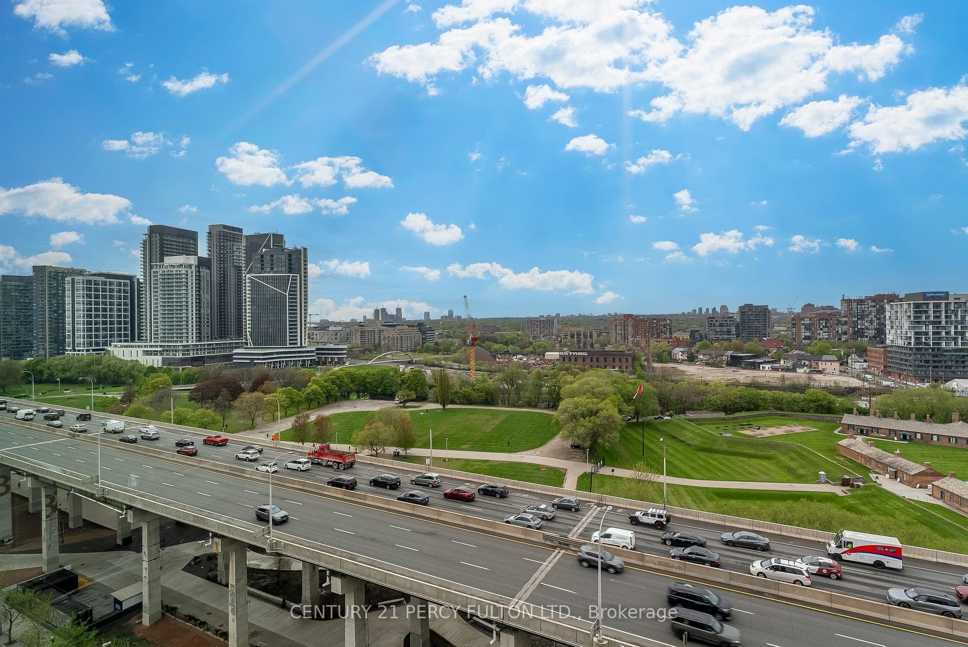 209 Fort York Boulevard Unit 1663 photo 39