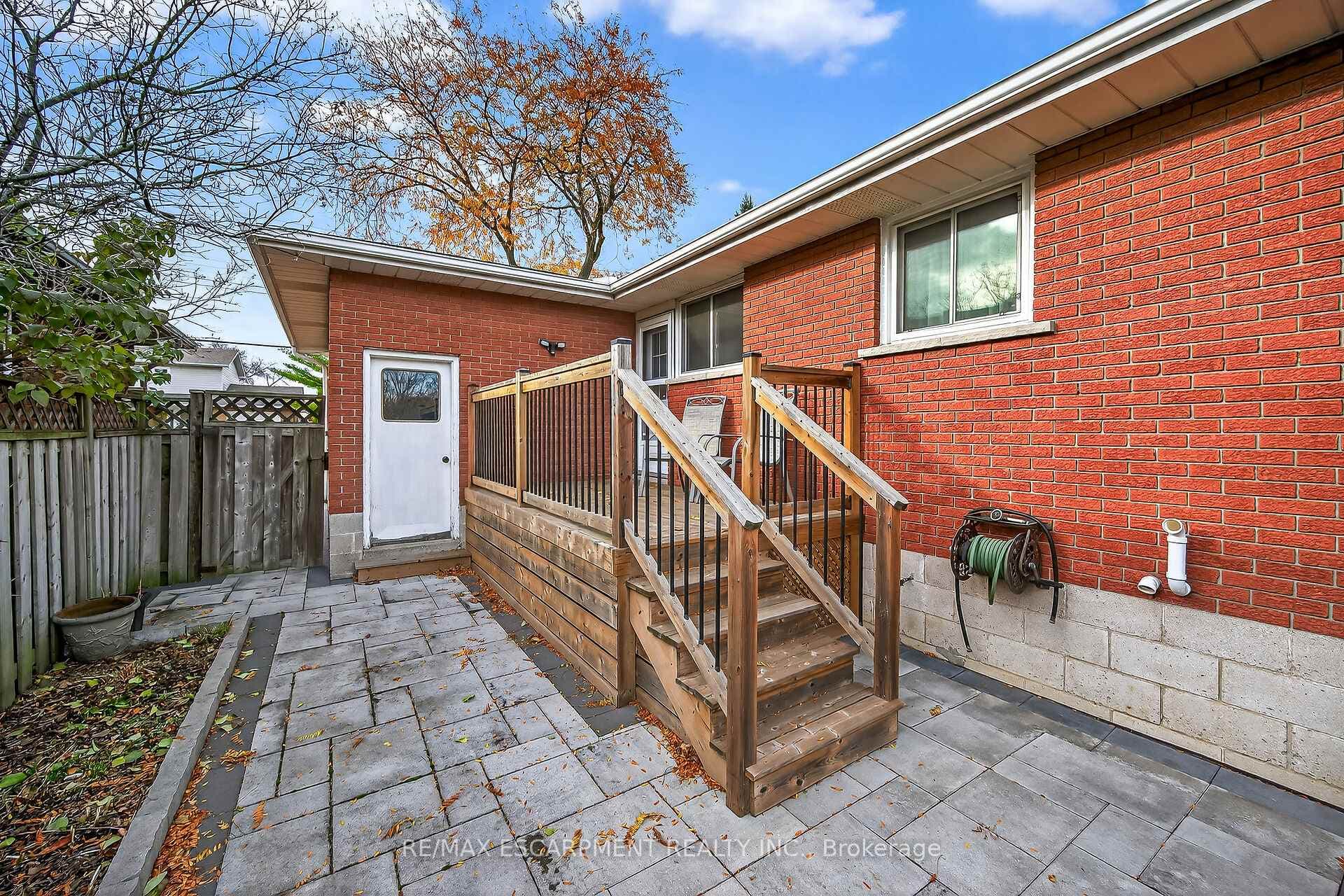 5 Mountbatten Drive photo 34