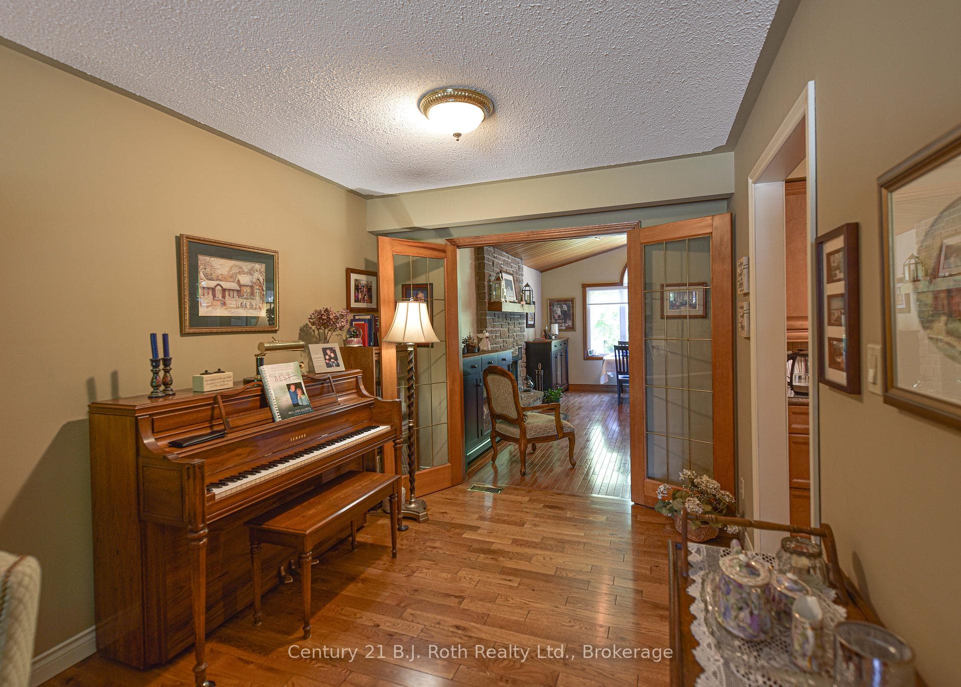 297 Matchedash Street photo 16