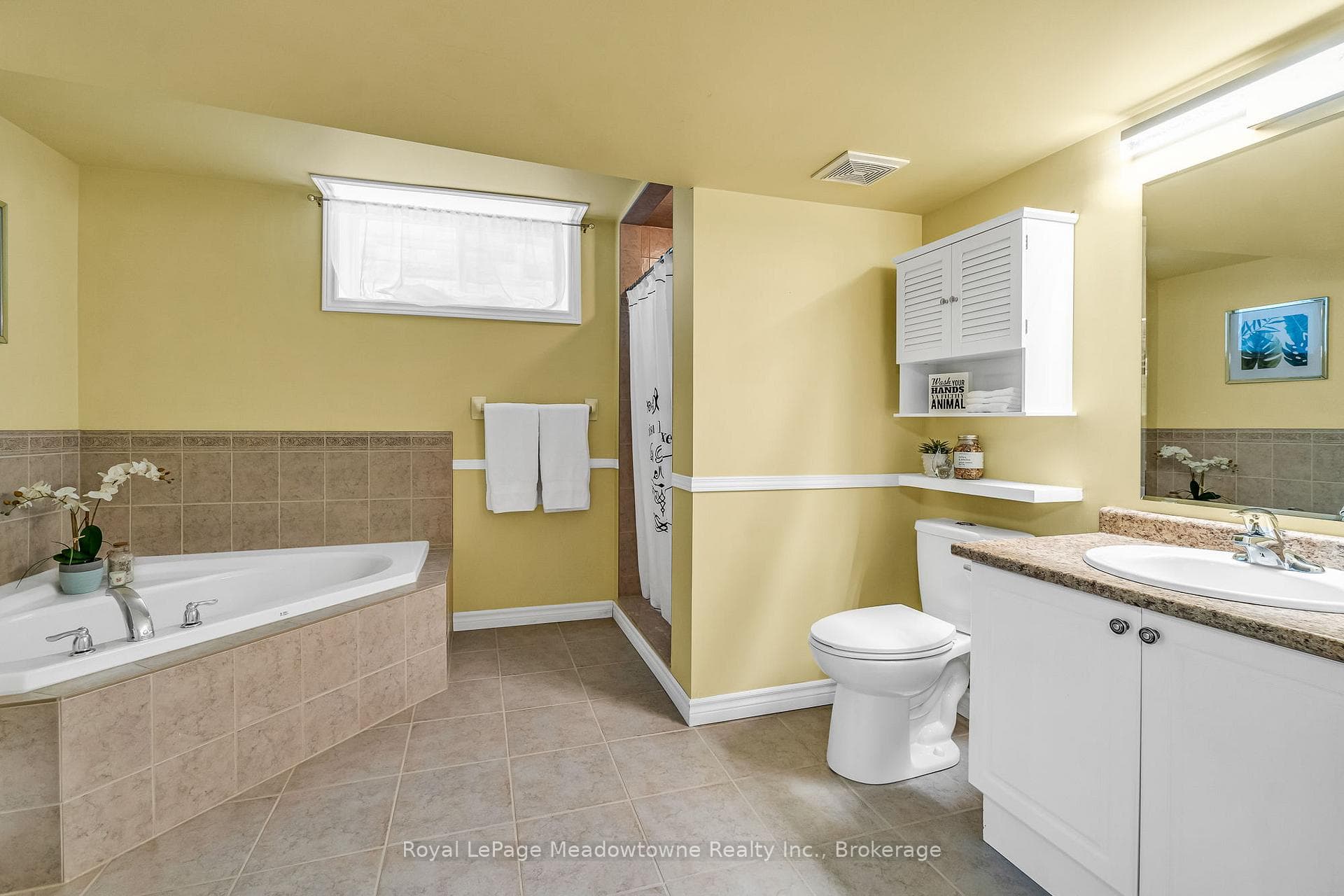14 Atto Drive photo 35