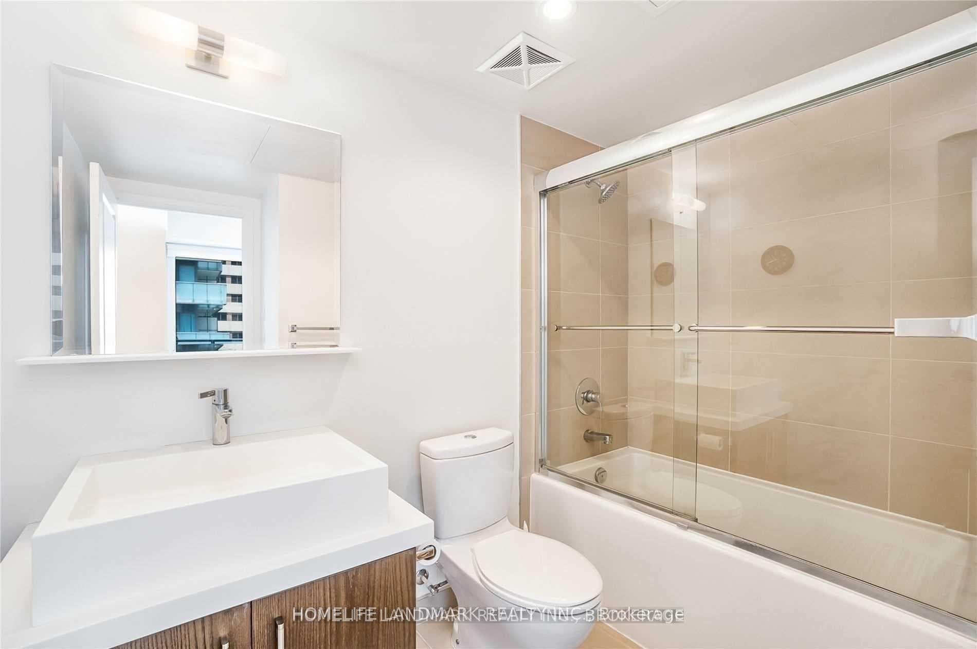 65 St Mary Street Unit 402 photo 8