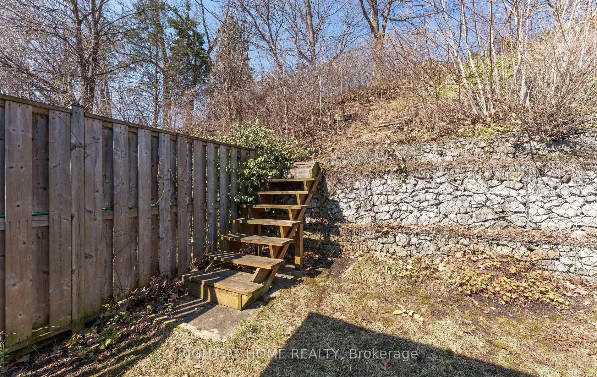 41 Knoll Drive photo 45