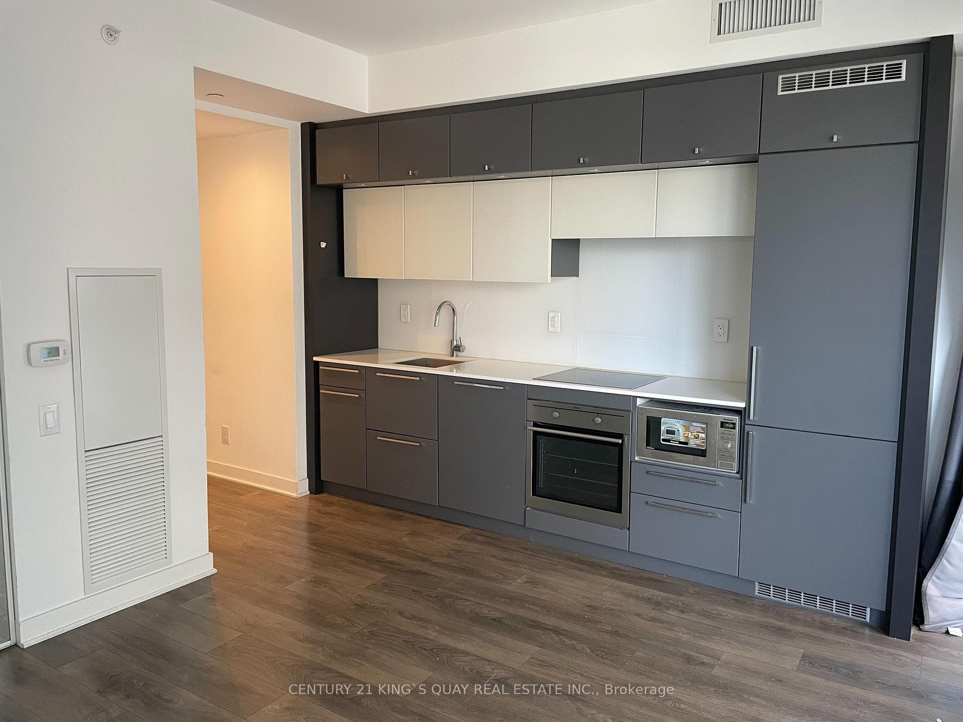 15 Grenville Street Unit 506 photo 7