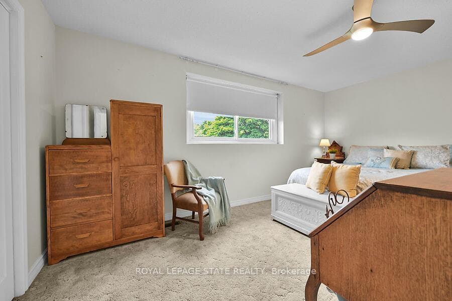 3 Tara Place photo 17