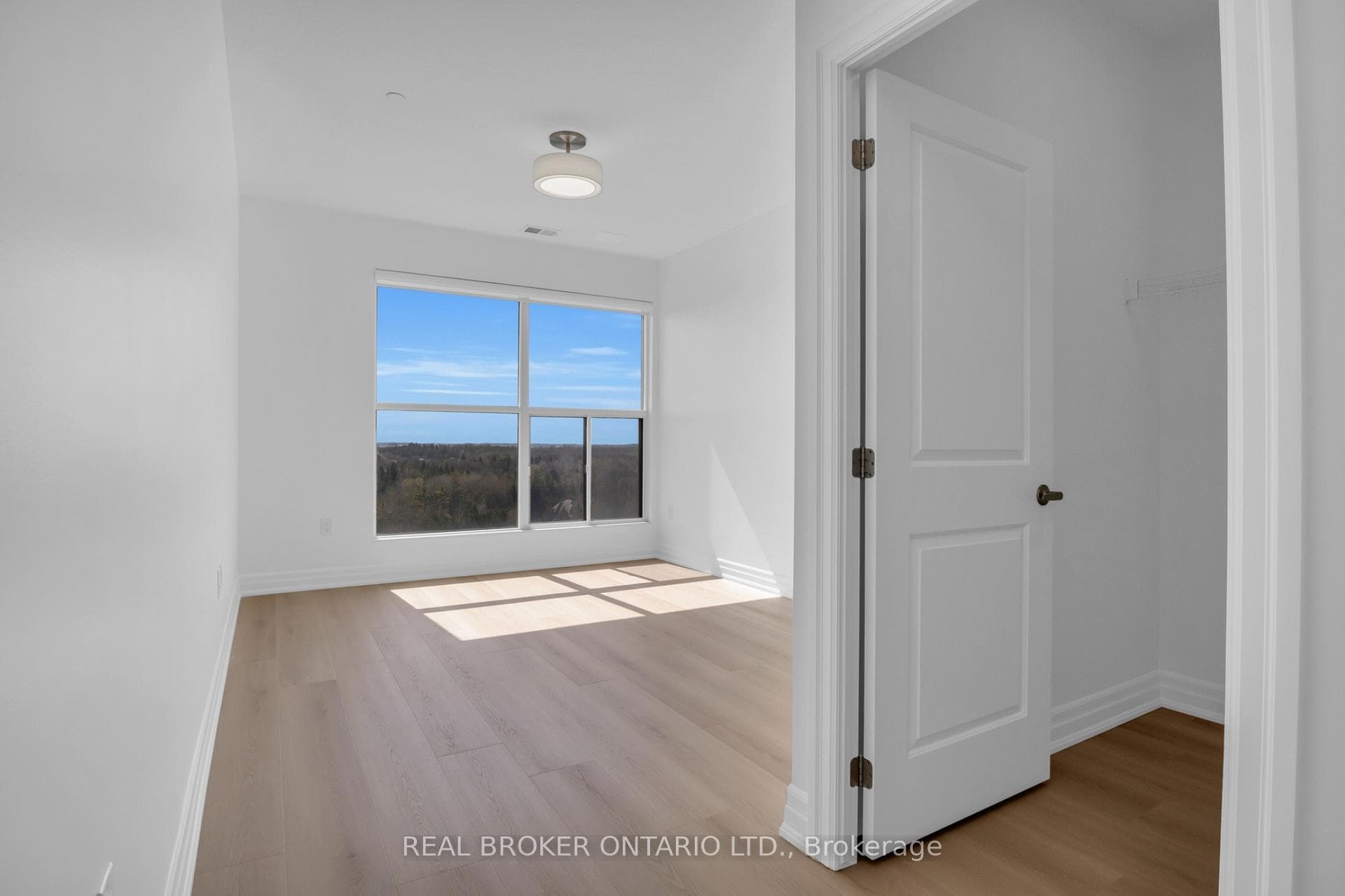 1880 Gordon Street Unit 1003 photo 21