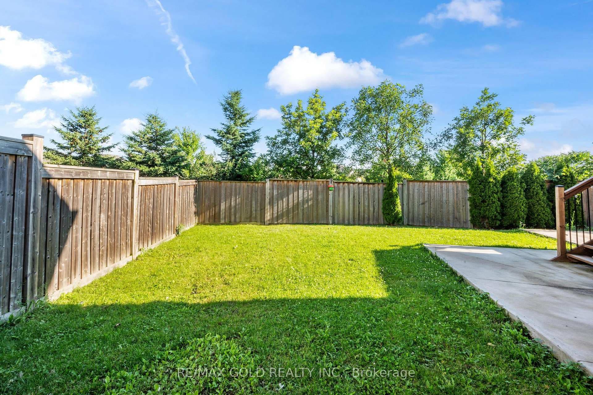26 Naperton Drive photo 34