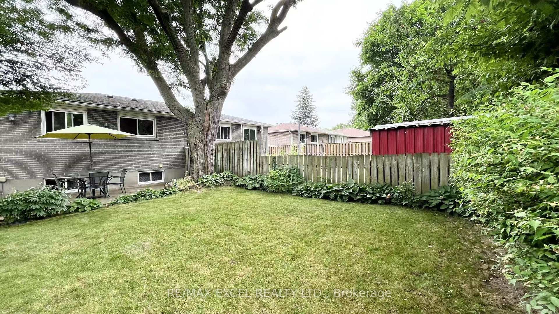 335 Woodsworth Road photo 25