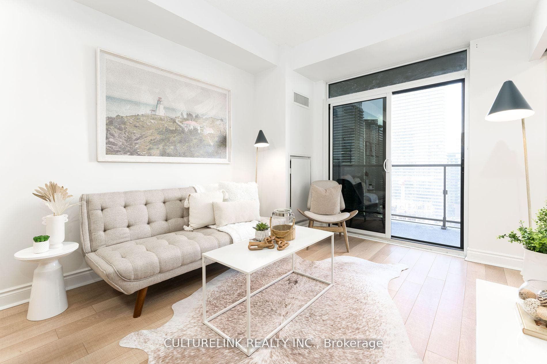 28 Ted Rogers Way Unit 3207 photo 3