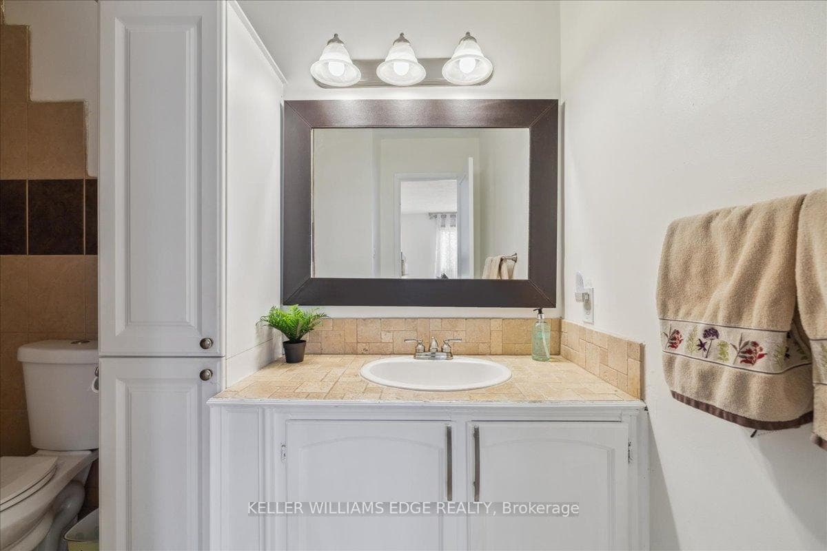 2301 Cavendish Drive Unit 150 photo 25