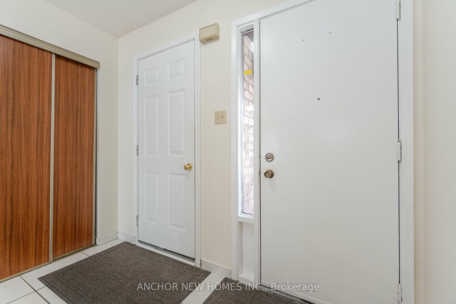 83 Douglas Haig Drive photo 6