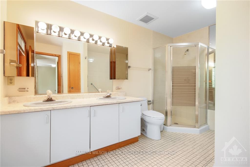 65 MACNABB Place photo 19