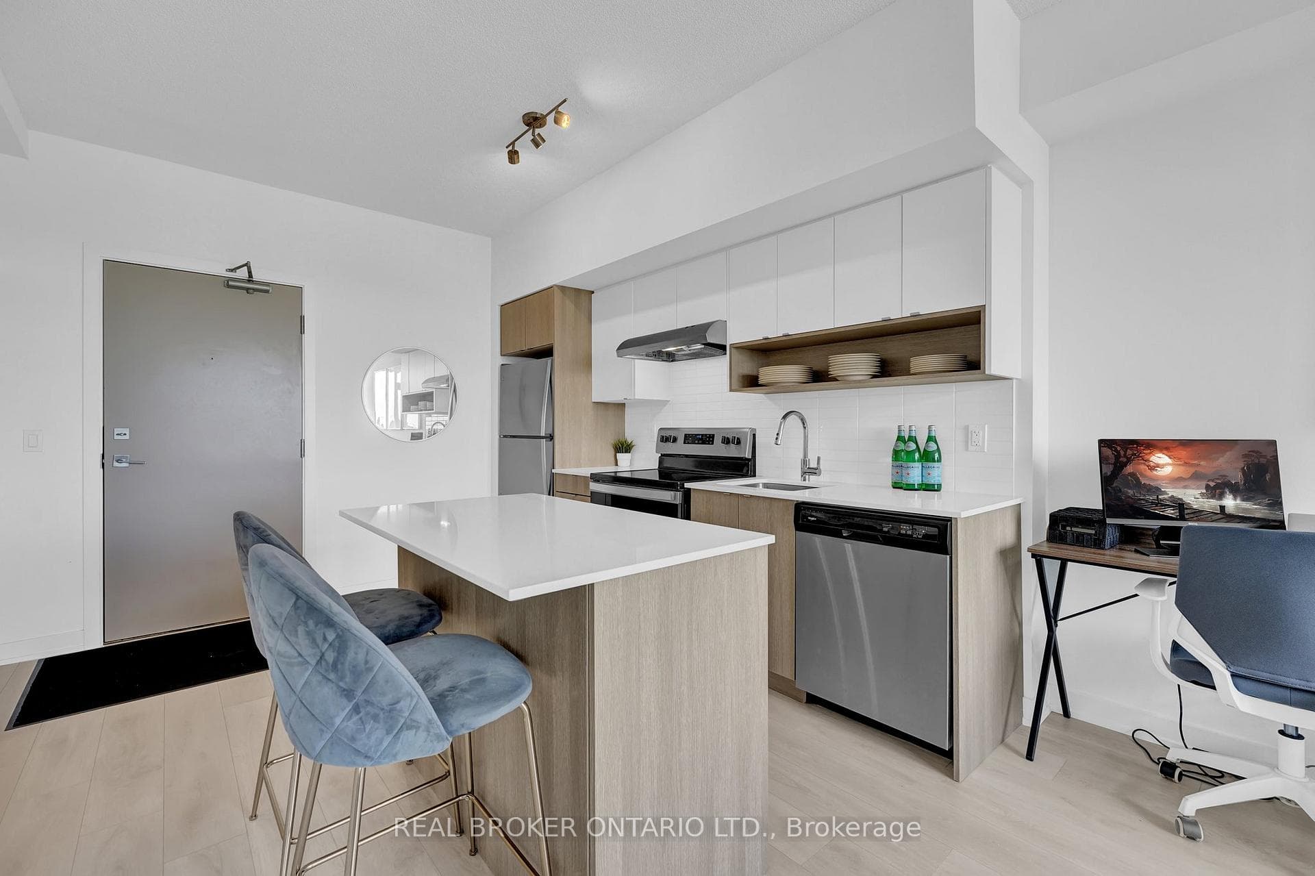 1119 Cooke Boulevard Unit B631 photo 11