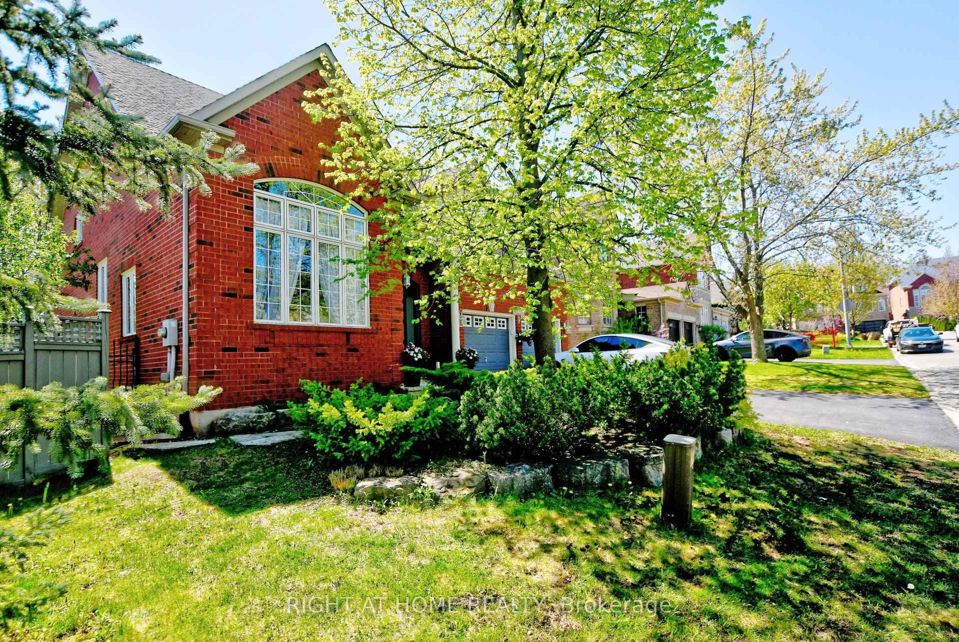 2294 Rockingham Drive photo 2