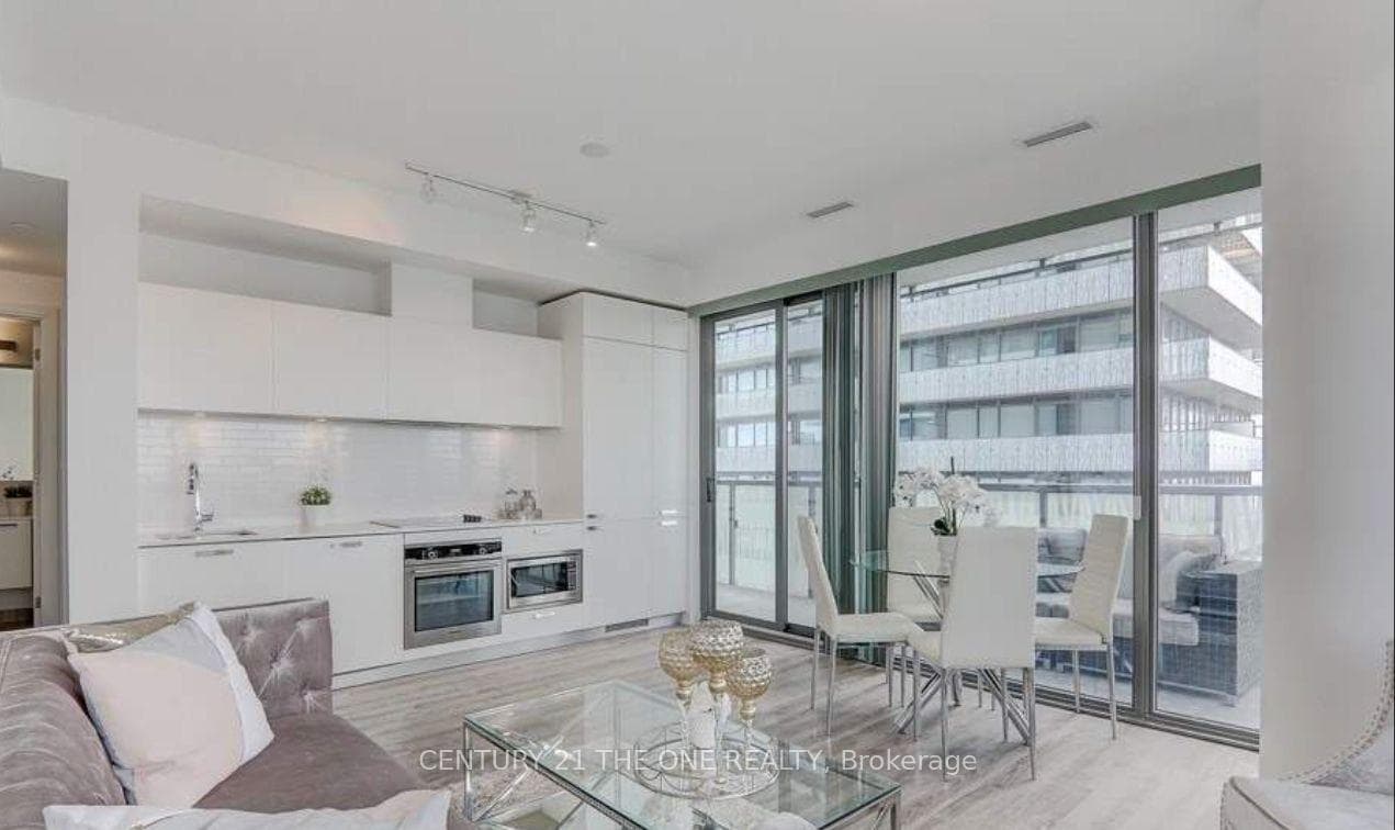 50 Charles Street Unit 4009 photo 5