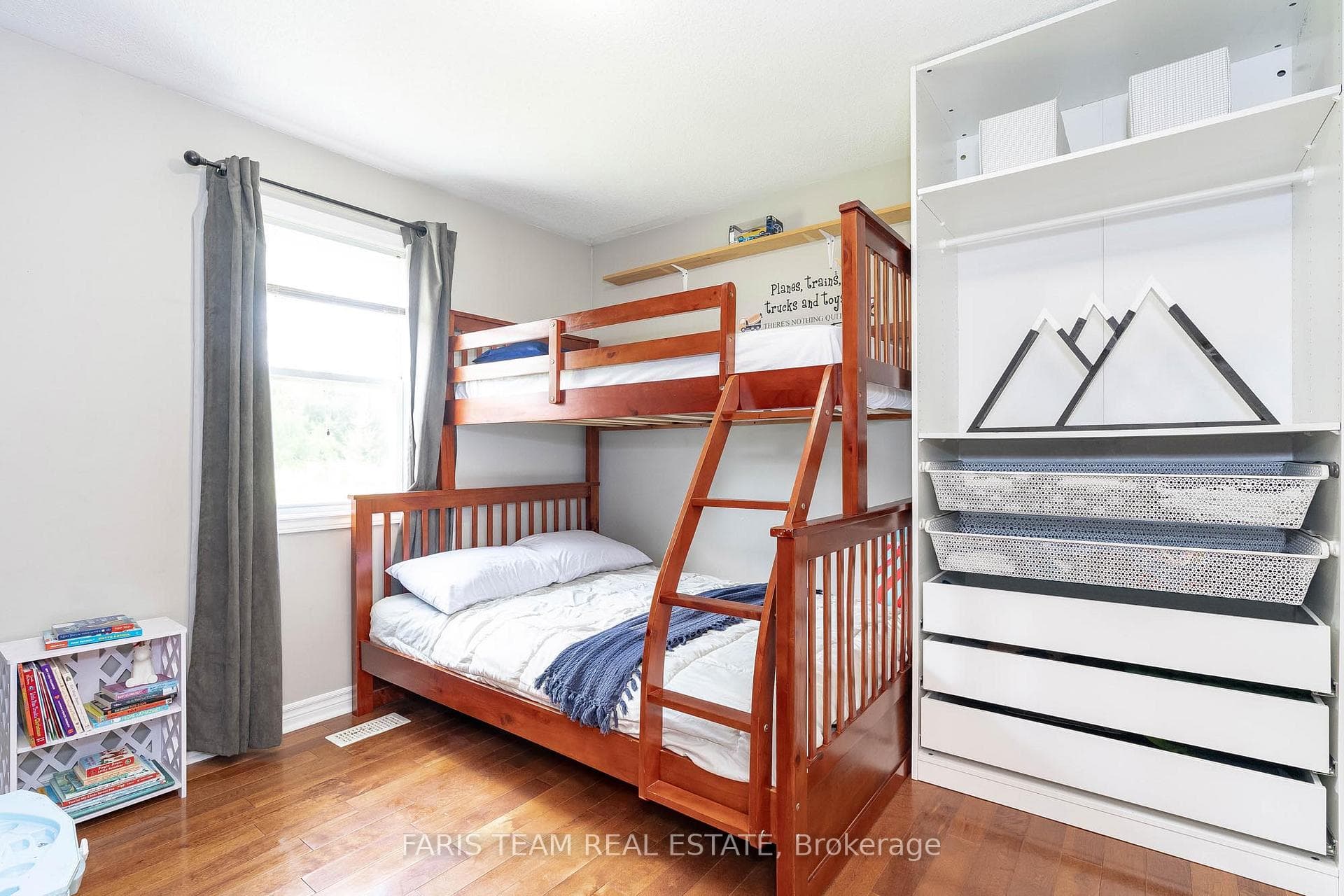 3686 McCarthy Drive photo 8