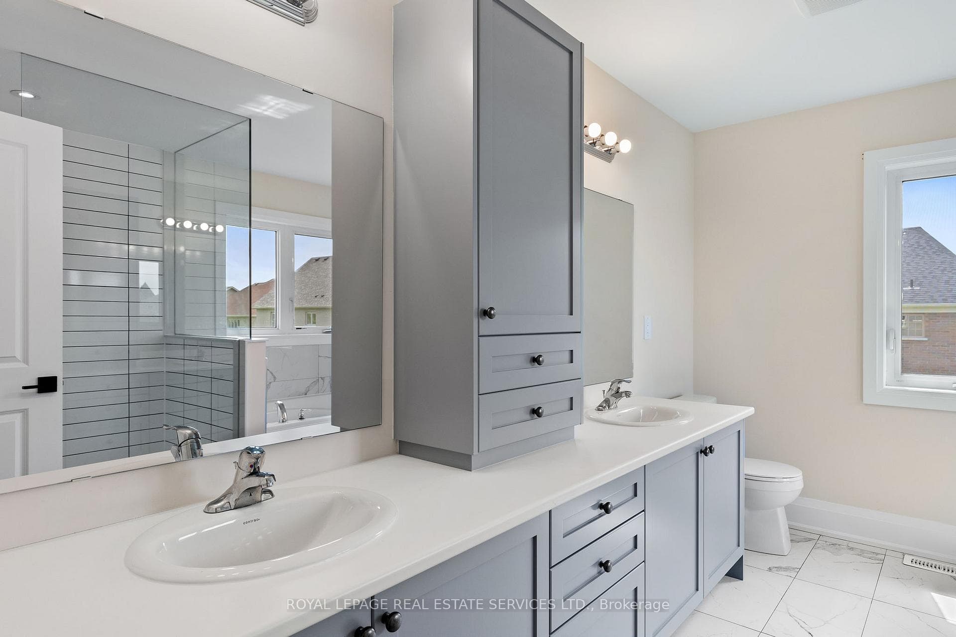 28 Thompson Way photo 21
