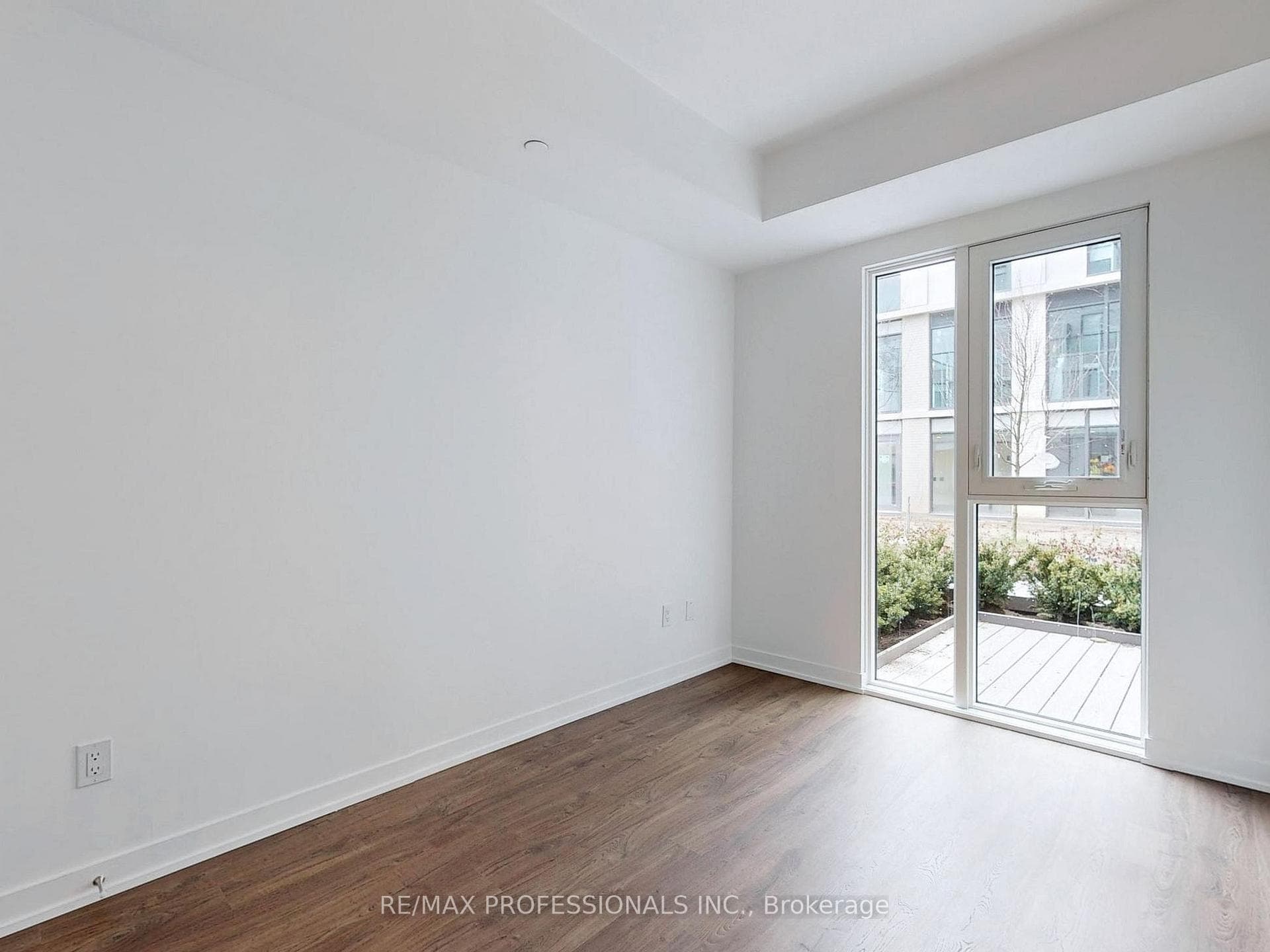 500 Wilson Avenue Unit 129 photo 9