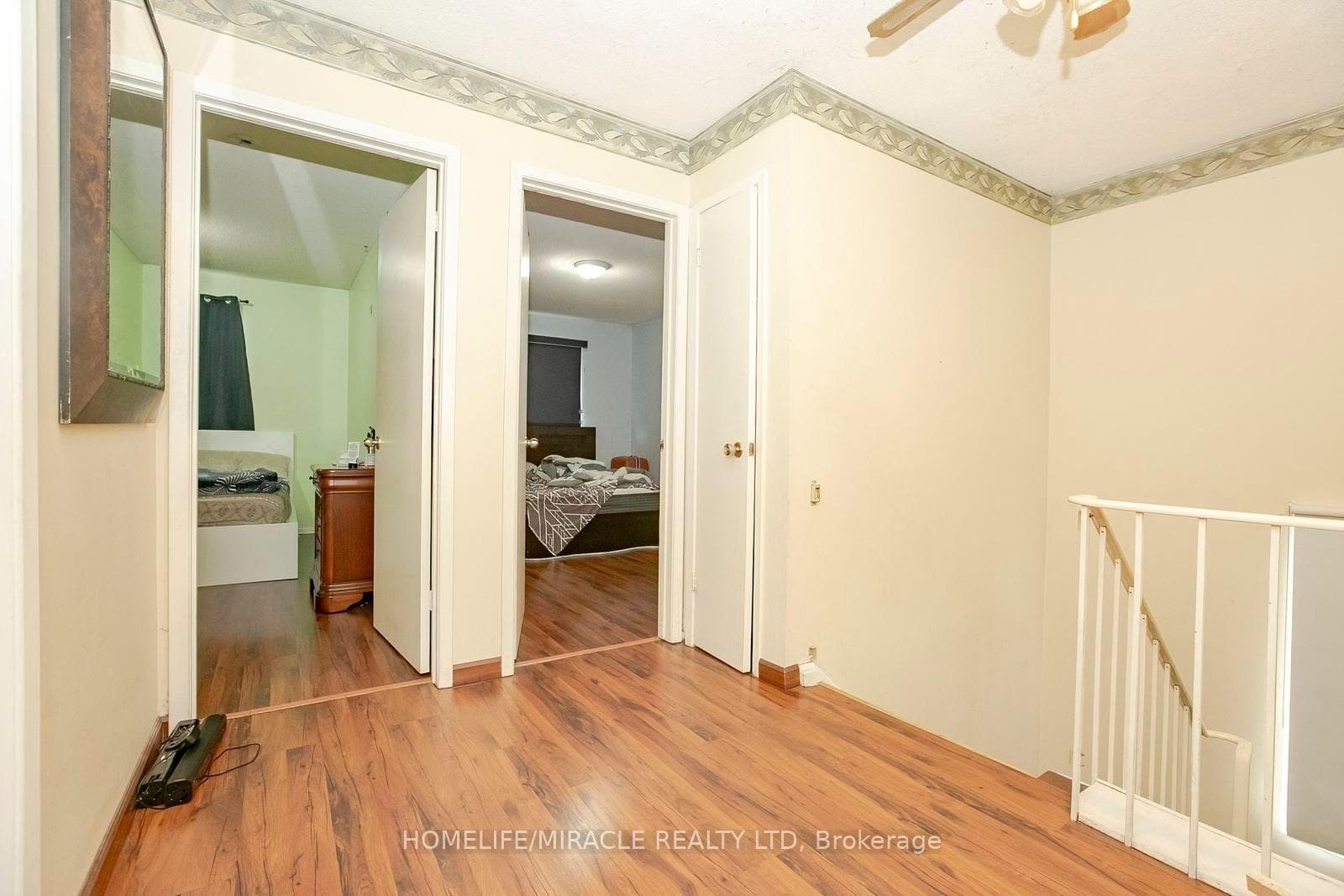 47 Longbourne Crescent photo 25