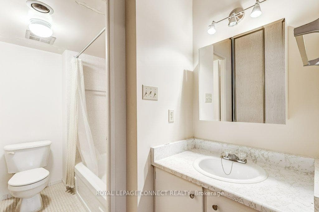 121 Ling Road Unit 601 photo 13