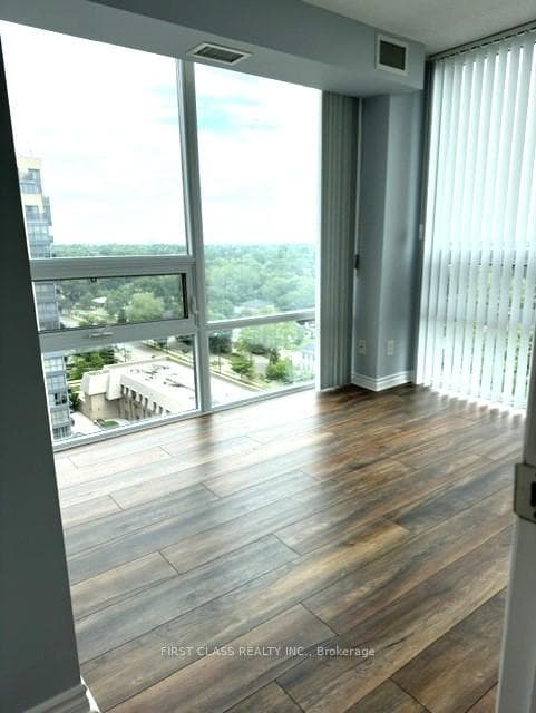 35 Hollywood Avenue Unit 1620 photo 12