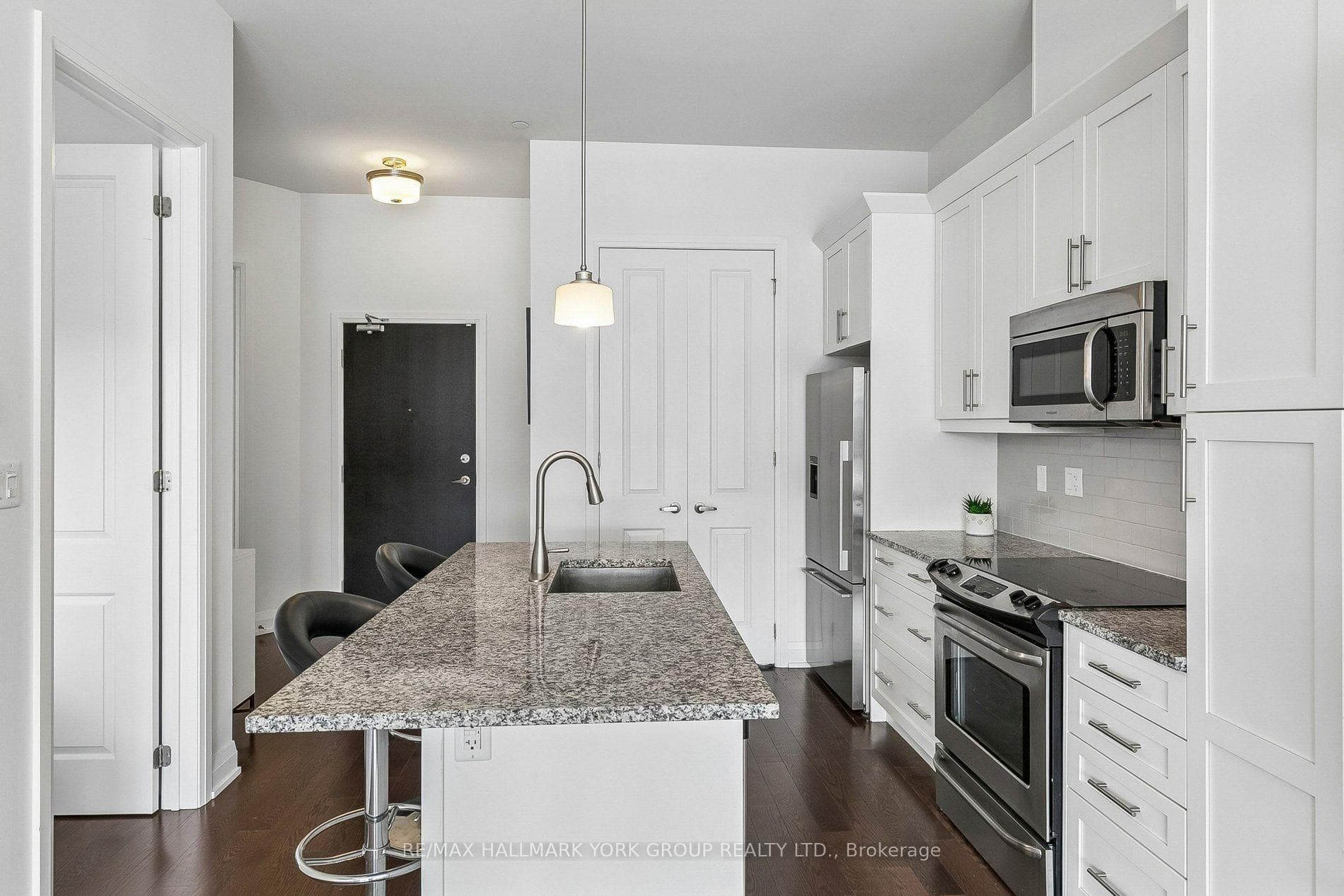 15277 Yonge Street Unit 309 photo 10