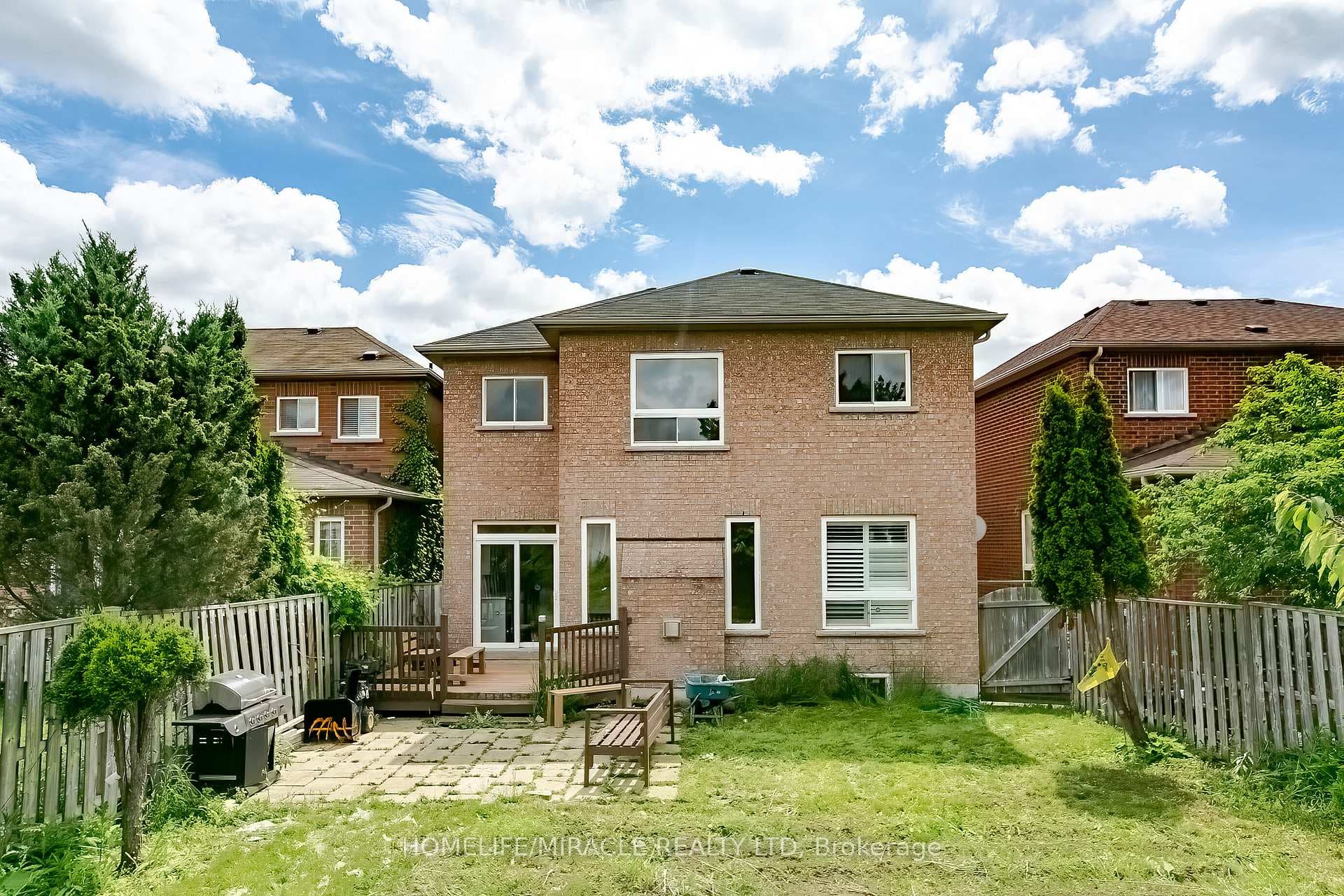 7 Stephanie Avenue photo 40