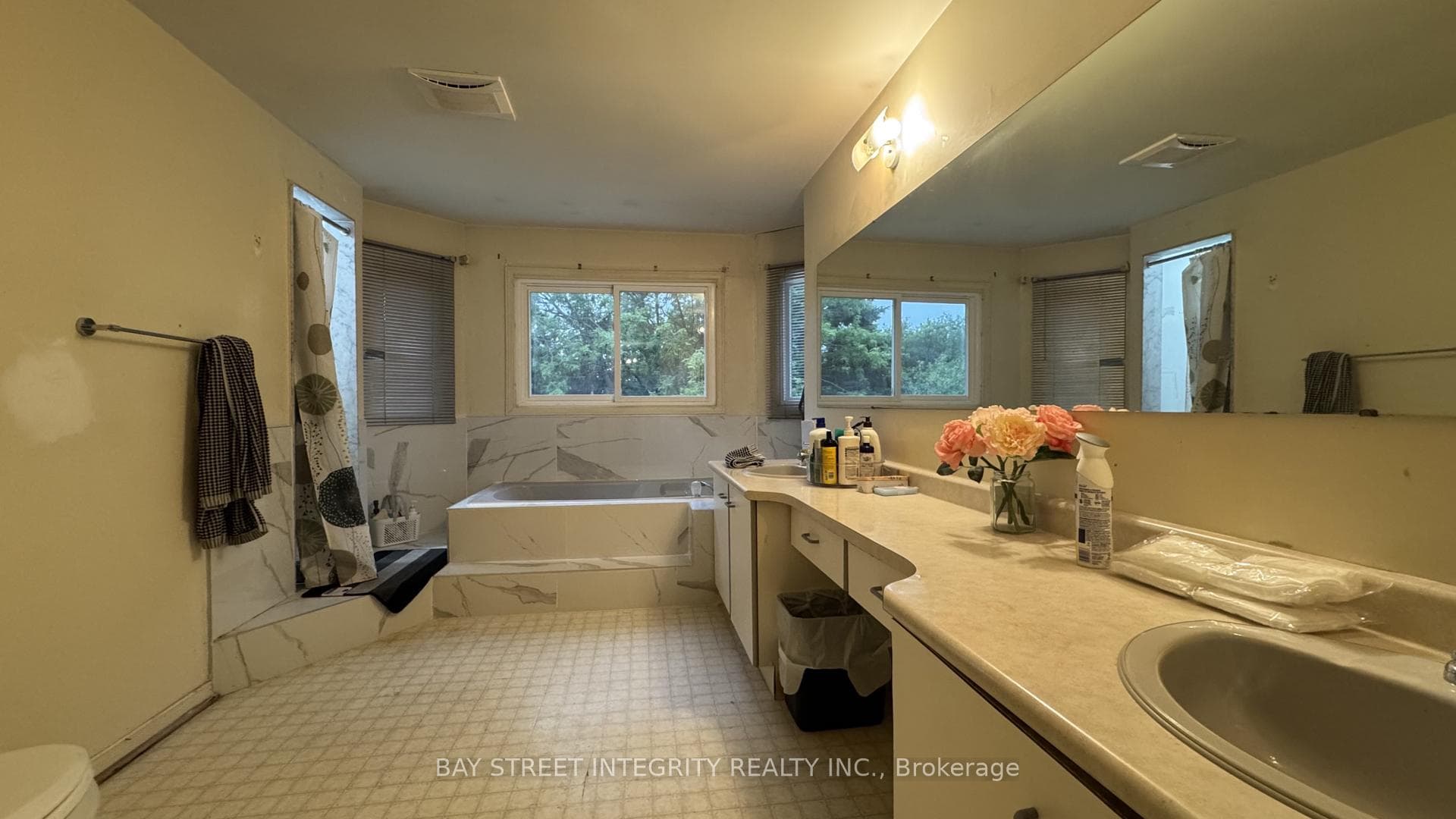 2 Glenheather Terrace Unit Upper photo 15