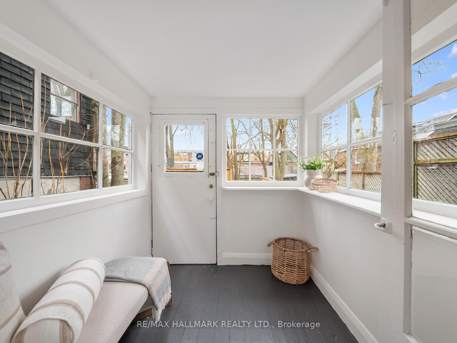 241 Bain Avenue photo 21