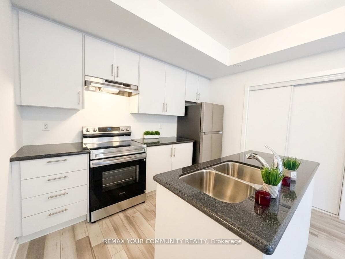 15100 Yonge Street Unit 106 photo 10