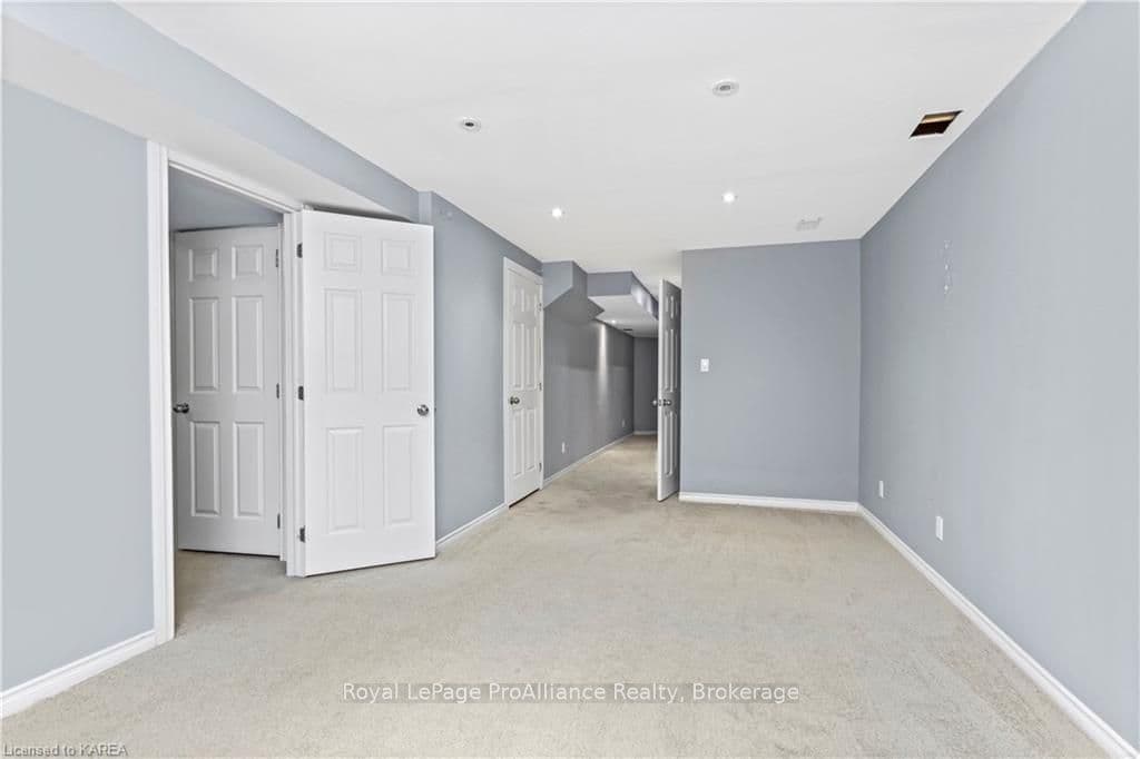 1717 REGINALD BART Drive photo 34