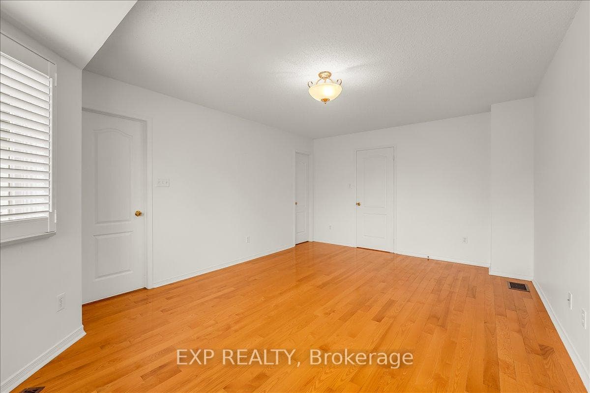 2260 Arbourview Drive photo 17