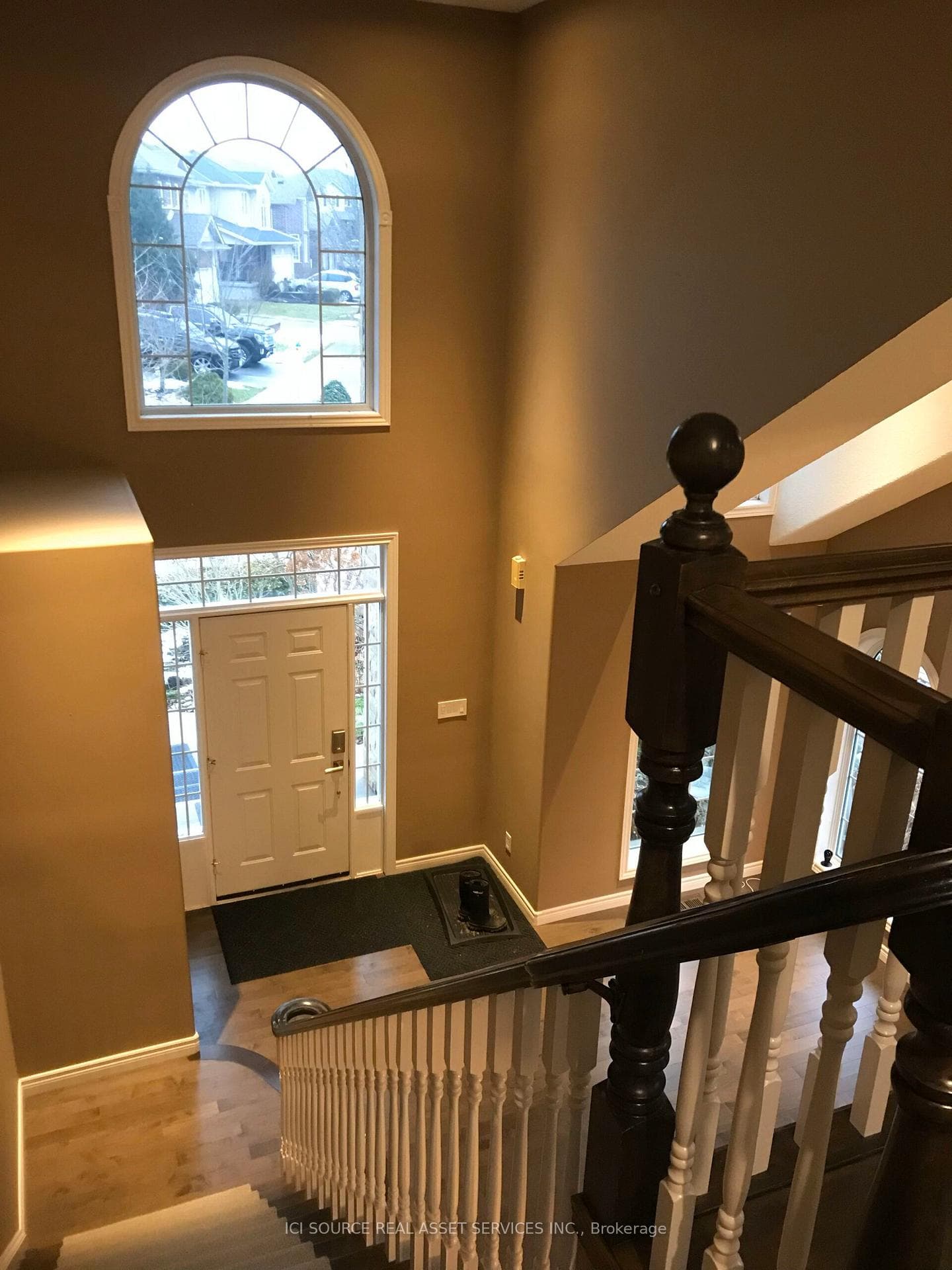 808 Grey Alder Court photo 2