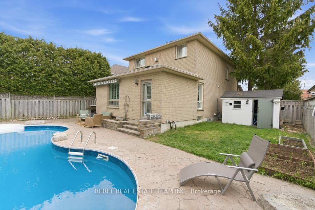 67 Avondale Drive photo 32