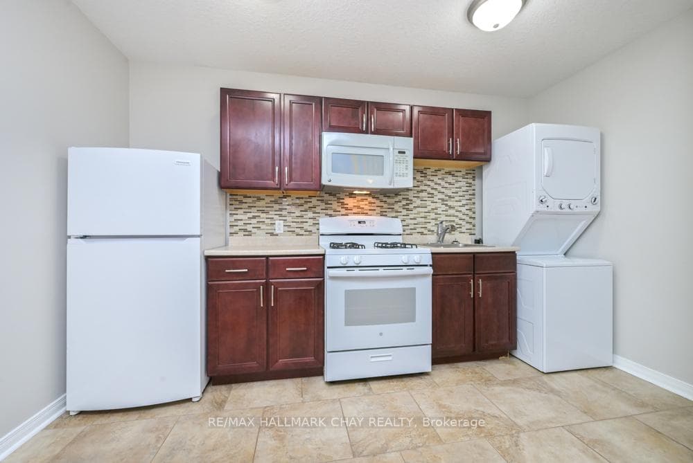 36 Moore Avenue photo 30