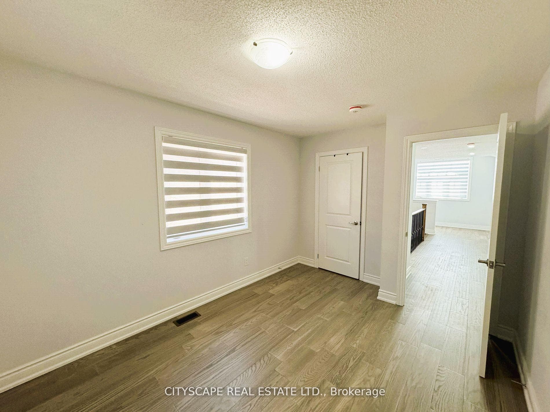 40 Sparkle Drive photo 25