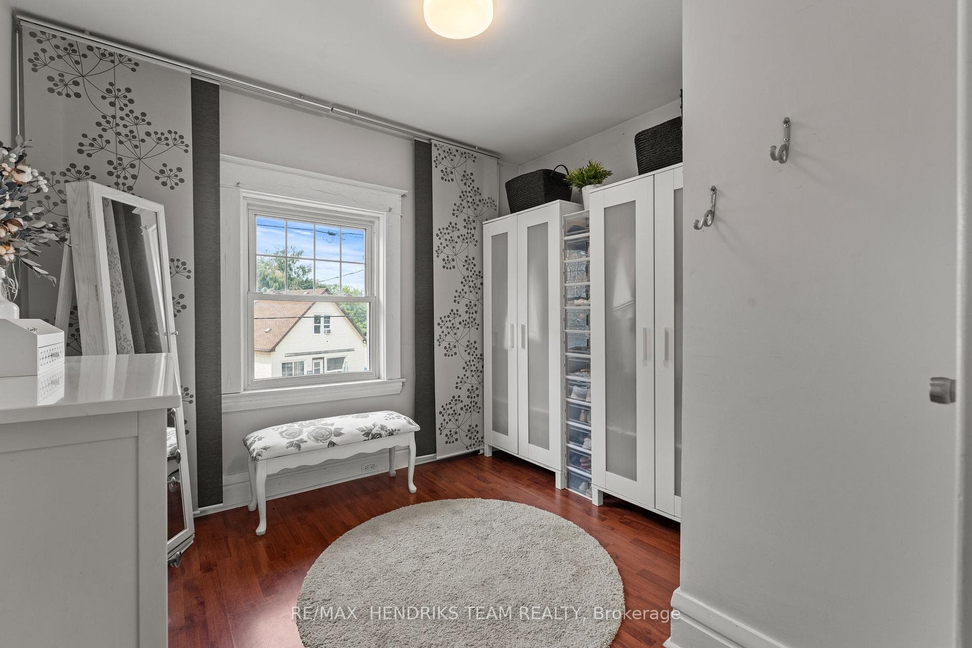 150 York Street photo 25