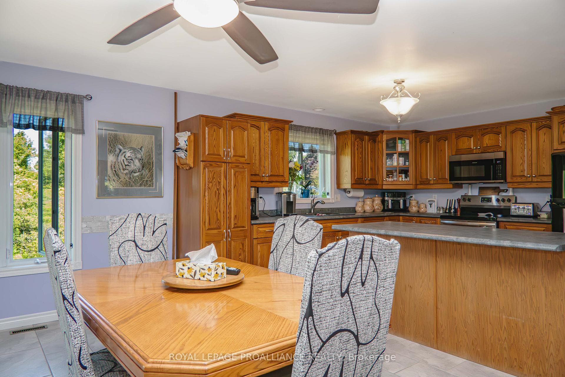 2379 Wallbridge Loyalist Road photo 13