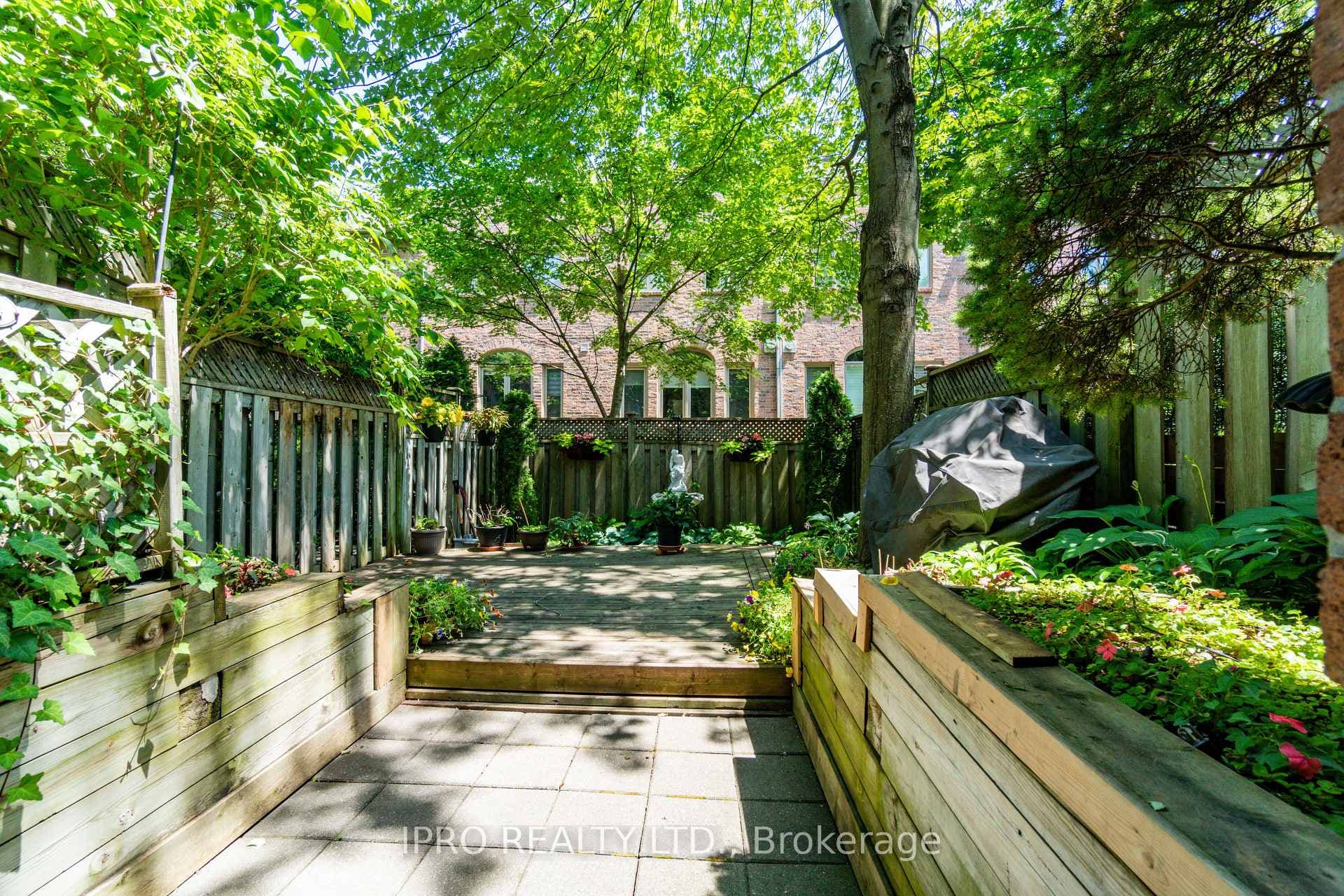 155 Grand Avenue Unit 3 photo 32