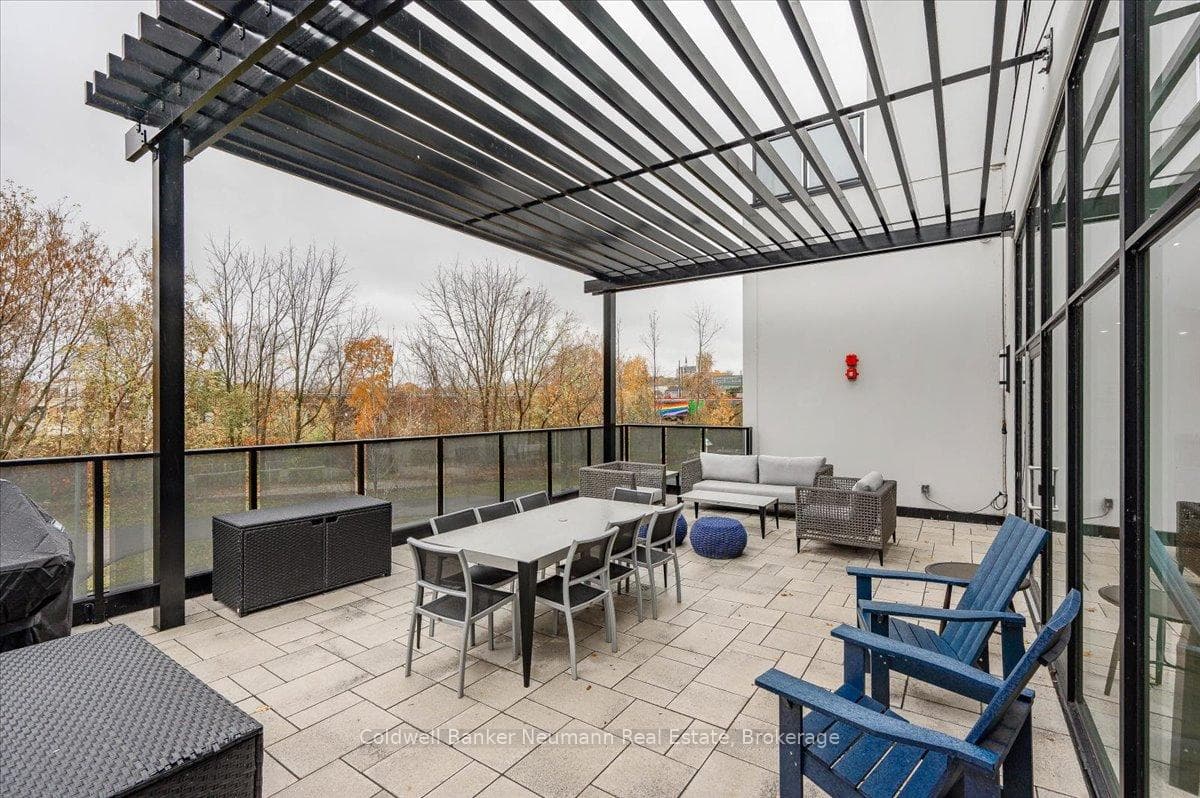 71 Wyndham Street Unit 1111 photo 41
