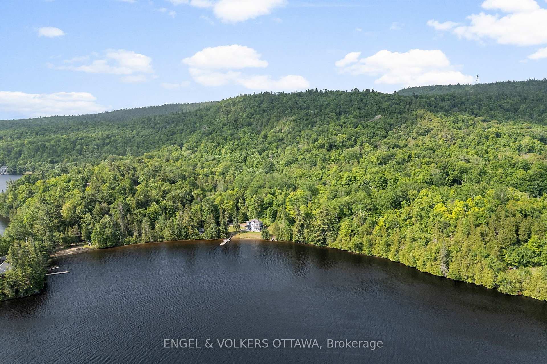 541 Morglan Lane photo 4