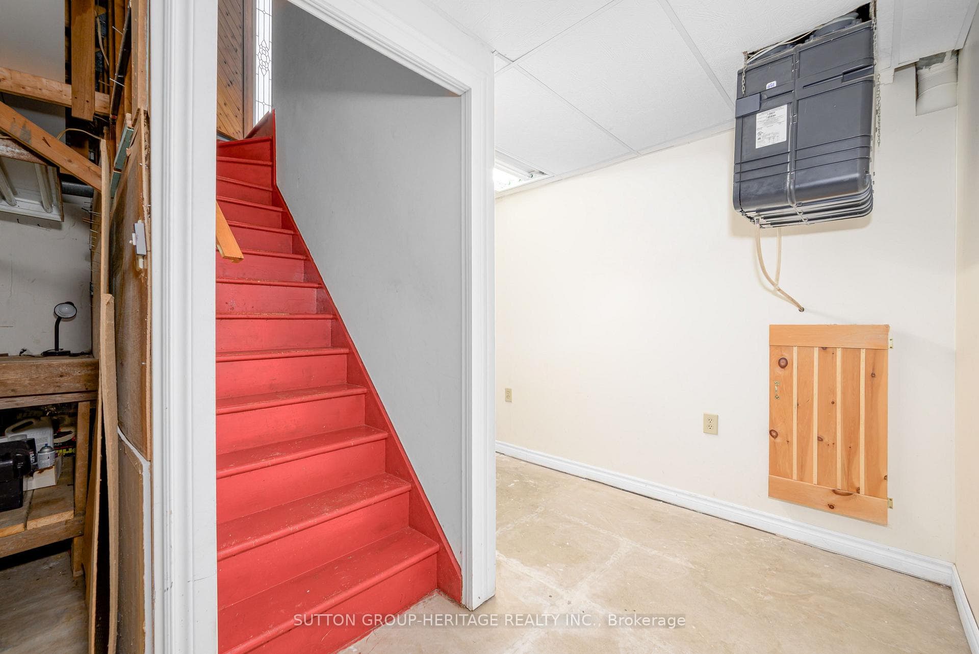 24 Pleasant View Crescent photo 32