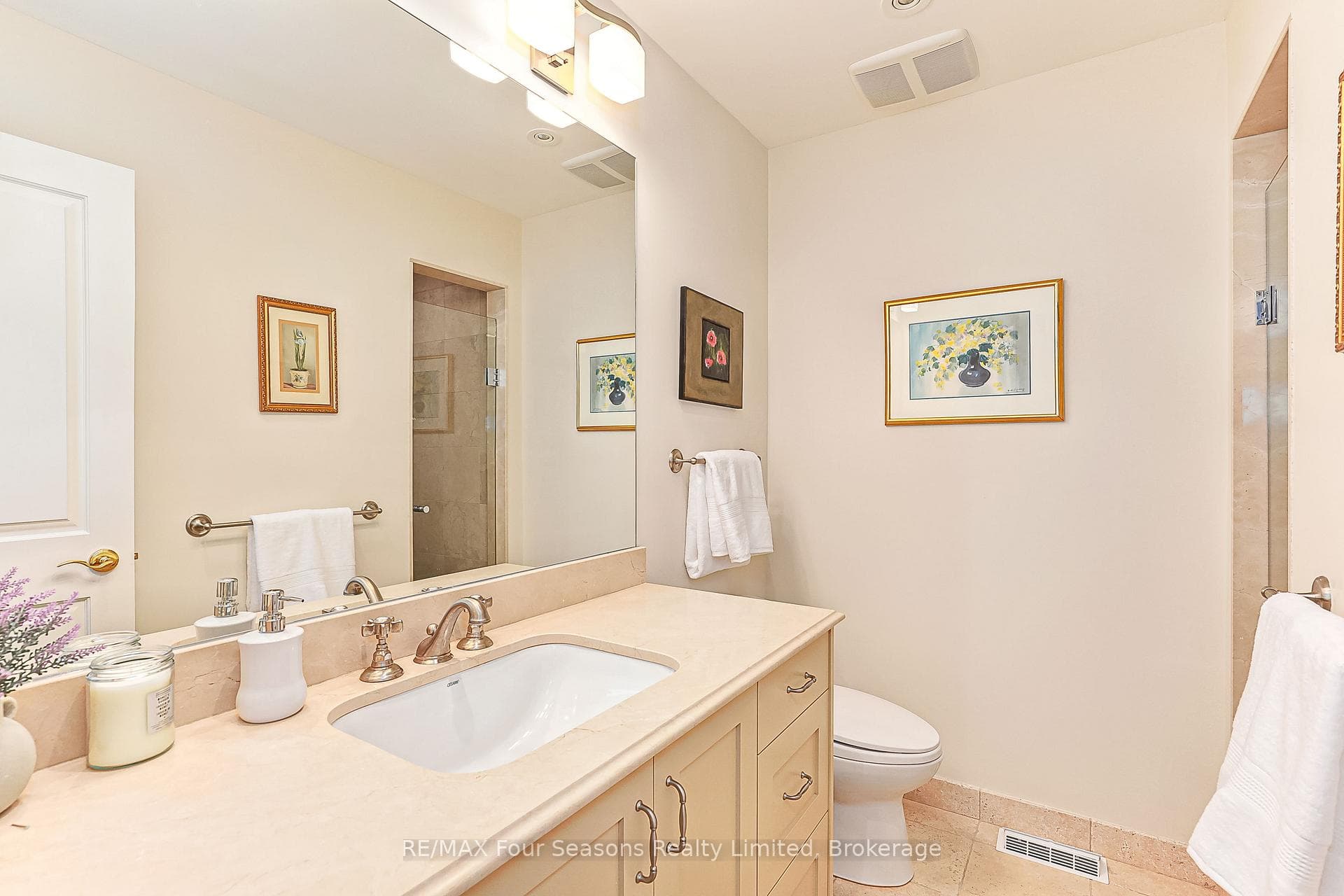 40 Trott Boulevard Unit 306 photo 35