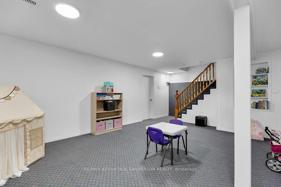 276 Margaret Street photo 34