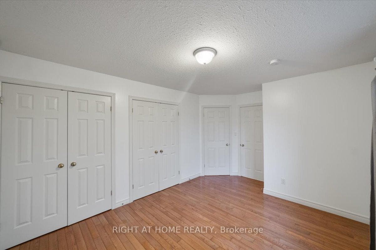 76 Kortright Road photo 22