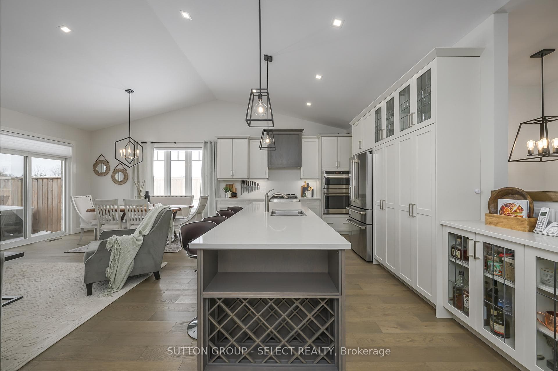 2622 Buroak Drive photo 7