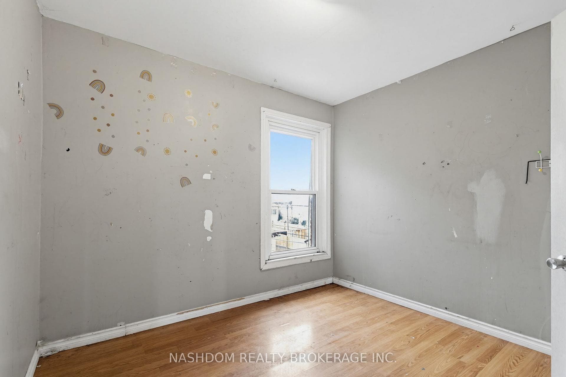 249 Wentworth Street photo 16
